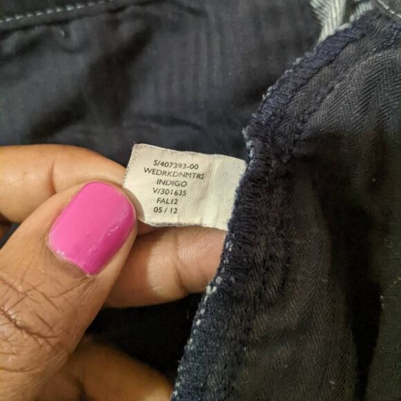 Banana Republic Jeans Women's Size 26 Indigo Straight Leg Mid Rise Stretch Denim - Picture 9 of 12